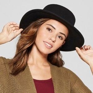 NWT Target Universal Thread Black Boater Hat